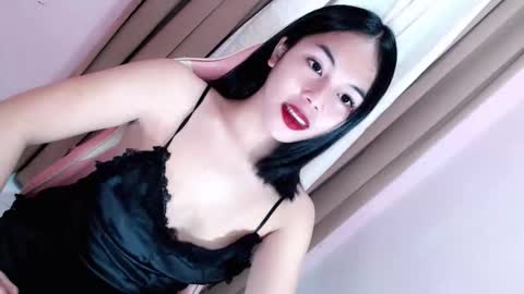 Snapshot of _suckandcum69 chatting on February 17, 2026, 11:29 am Eilachloe online show from February 17, 2026, 11:29 am