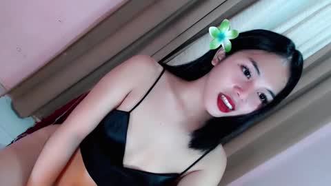 Snapshot of _suckandcum69 chatting on March 17, 2026, 11:13 am Eilachloe online show from March 17, 2026, 11:13 am