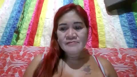 _suphitchaya_ online show from May 27, 2026, 9:12 pm