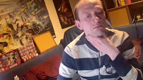 _svenerd_____ online show from May 20, 2026, 11:00 pm