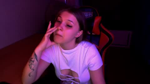 Mari online show from June 9, 2026, 6:19 pm