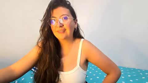 Snapshot of _sweet_melodyy chatting on May 28, 2026, 5:21 pm _sweet_melodyy online show from May 28, 2026, 5:21 pm