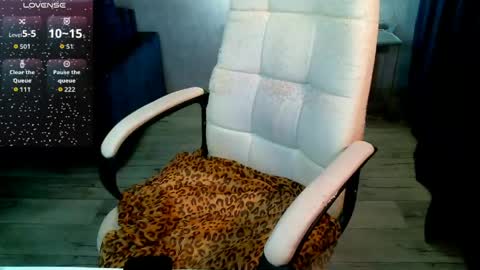 Milana   welcome to my world  online show from May 12, 2026, 10:12 am