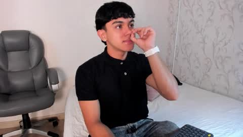 _taylorblack online show from February 25, 2026, 11:42 am