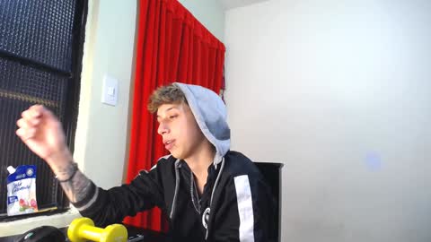 Snapshot of _thomas_hot_ chatting on January 31, 2025, 10:10 pm Thomas online show from January 31, 2025, 10:10 pm
