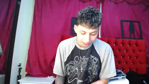 Snapshot of _thomas_hot_ chatting on March 9, 2025, 8:10 pm Thomas online show from March 9, 2025, 8:10 pm