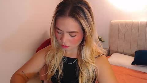 Snapshot of _tiffany1 chatting on February 1, 2026, 6:06 pm _tiffany1 online show from February 1, 2026, 6:06 pm