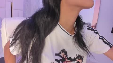 Rousse  online show from October 21, 2025, 7:36 pm