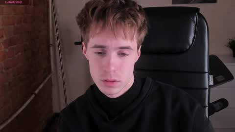 _tokyo_ghoul online show from December 28, 2024, 3:04 pm