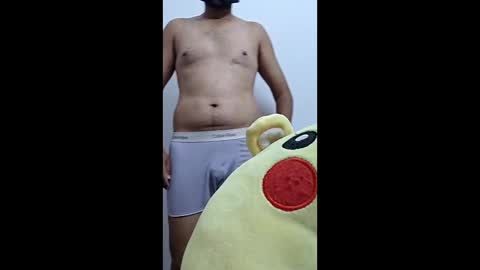 Snapshot of _top100 chatting on March 4, 2026, 5:08 pm _top100 online show from March 4, 2026, 5:08 pm