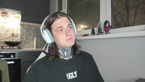 Snapshot of _torfin_ chatting on February 22, 2025, 4:30 pm _torfin_ online show from February 22, 2025, 4:30 pm