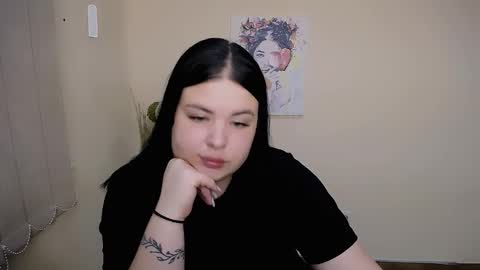 Snapshot of _trisha_li chatting on September 10, 2025, 12:05 pm Trisha online show from September 10, 2025, 12:05 pm