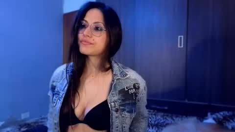 Snapshot of _try_again chatting on March 25, 2026, 1:06 pm Gwen trying again online show from March 25, 2026, 1:06 pm