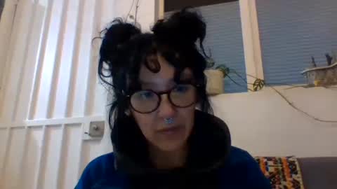 _tutti_frutti_ online show from January 8, 2025, 7:45 am