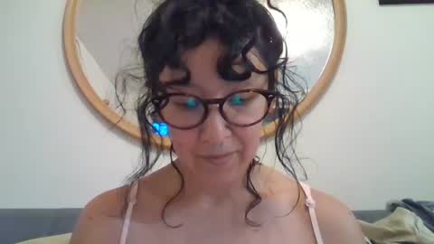 _tutti_frutti_ online show from October 17, 2025, 12:14 am