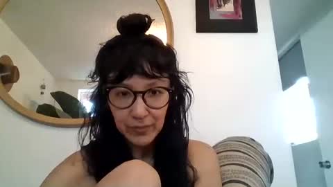 _tutti_frutti_ online show from February 13, 2026, 11:01 pm