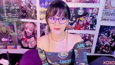 Snapshot of _urcutekitty chatting on February 13, 2026, 3:02 am online show from February 13, 2026, 3:02 am