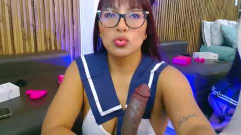 Veronica online show from September 13, 2025, 1:55 pm
