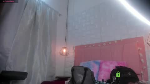 Snapshot of _victoria_milf_ chatting on May 23, 2026, 4:00 pm victoria online show from May 23, 2026, 4:00 pm