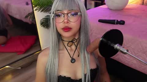   online show from June 8, 2026, 9:15 pm