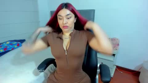 Snapshot of _viviana chatting on March 15, 2026, 2:06 am INSTAGRAM pinzon viviana online show from March 15, 2026, 2:06 am