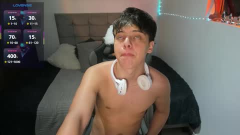 Aron Walker online show from November 29, 2025, 3:42 am