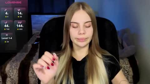 Snapshot of _wednesday_addams_ chatting on October 6, 2025, 10:56 am Vera online show from October 6, 2025, 10:56 am