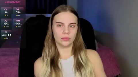 Snapshot of _wednesday_addams_ chatting on October 27, 2025, 9:24 am Vera online show from October 27, 2025, 9:24 am