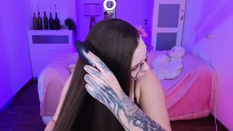 Wendy online show from December 25, 2024, 1:19 pm