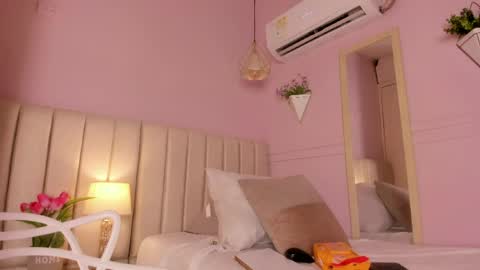 _wendy_x online show from April 17, 2026, 11:35 am