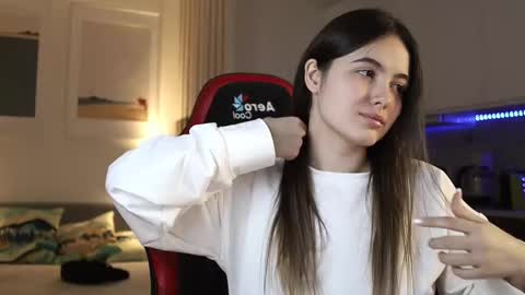 Kristina online show from March 2, 2025, 2:32 pm