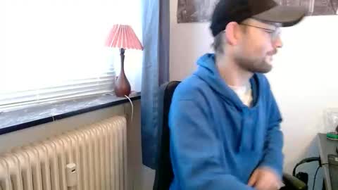 _whoisthatguy_ online show from October 25, 2025, 9:28 am