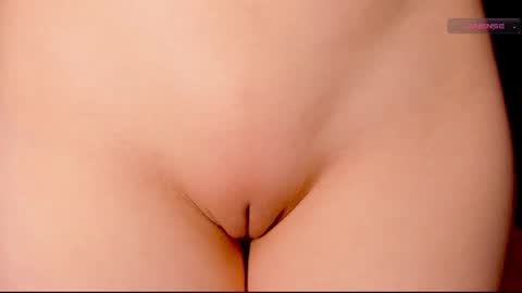 Enni online show from February 17, 2025, 1:32 pm