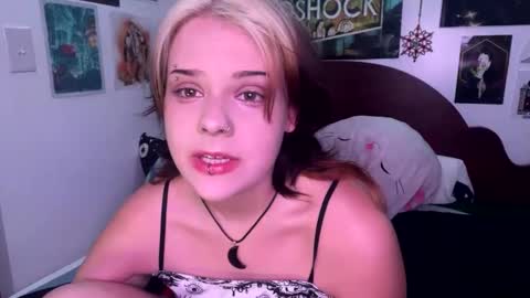 Snapshot of _xxalexx chatting on September 27, 2025, 2:27 am _xxalexx online show from September 27, 2025, 2:27 am