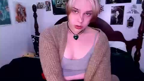 Snapshot of _xxalexx chatting on October 12, 2025, 2:32 am _xxalexx online show from October 12, 2025, 2:32 am