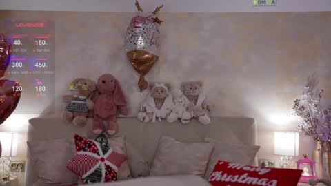 Snapshot of _your_angel chatting on December 29, 2024, 4:27 am  YOUR ANGEL online show from December 29, 2024, 4:27 am