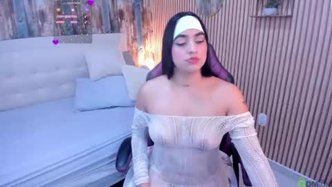 _your_favorite_ online show from May 19, 2026, 10:38 pm