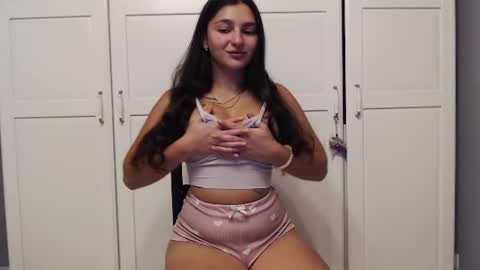 Snapshot of _your_love chatting on July 27, 2026, 10:17 pm Niki online show from July 27, 2026, 10:17 pm