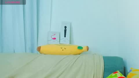 _yourcherrybomb online show from January 23, 2025, 4:19 am