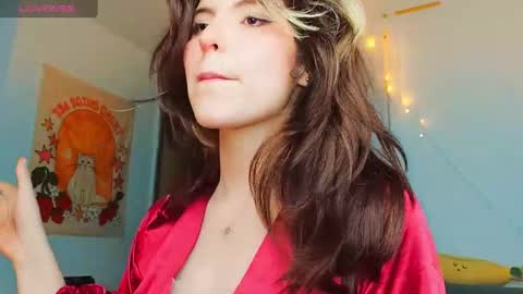 _yourcherrybomb online show from February 18, 2025, 4:04 am