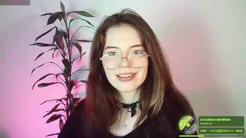 _yourcherrybomb online show from December 1, 2025, 5:01 am