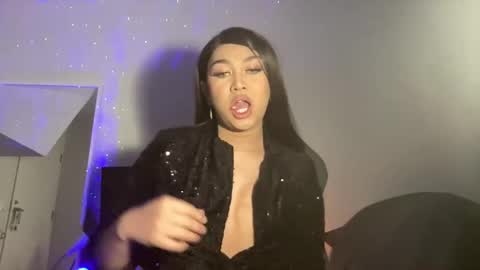 _yoursatisfaction_ online show from January 2, 2025, 9:07 pm