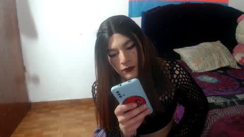 _zasha_18 online show from November 5, 2025, 10:43 pm
