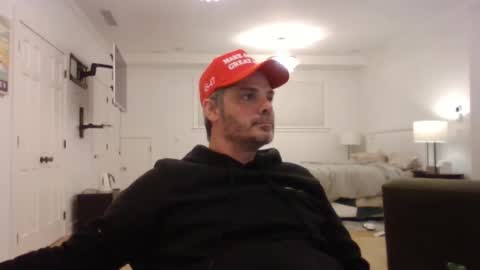 Snapshot of _zeus____ chatting on January 7, 2025, 2:42 am Zeus online show from January 7, 2025, 2:42 am