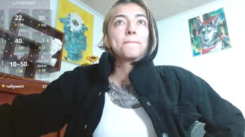 Snapshot of _zoebakers chatting on February 19, 2025, 9:50 am Zoe online show from February 19, 2025, 9:50 am