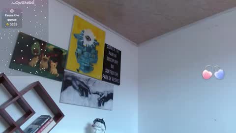 Zoe  online show from February 10, 2026, 5:06 pm