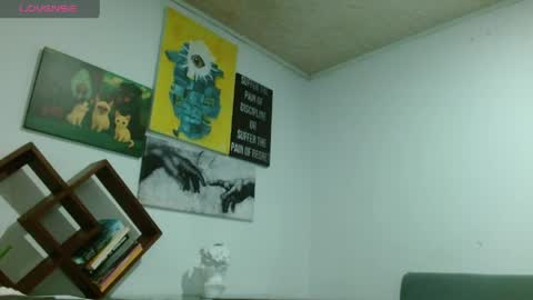 Snapshot of _zoebakers chatting on April 21, 2026, 3:02 am Zoe online show from April 21, 2026, 3:02 am