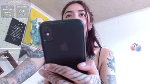 Snapshot of _zoebakers chatting on June 1, 2026, 5:47 pm Zoe online show from June 1, 2026, 5:47 pm