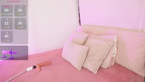 Alexandra  online show from September 19, 2025, 10:05 am