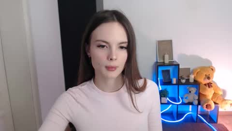 a_ariella_ online show from October 30, 2025, 1:34 pm